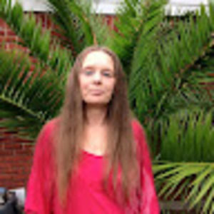 Meet your Posher, Dolores